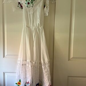 Vintage White floral embroidered dress